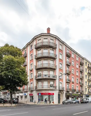 Flat 4 bedrooms Campo Pequeno Lisboa (4)