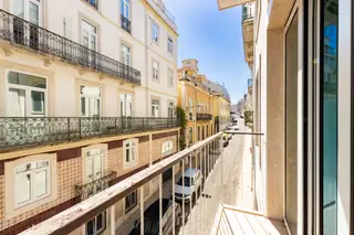Apartamento T3 com Três Suites junto à Avenida da Liberdade – Lisboa — foto 30