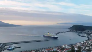 Cruise ship