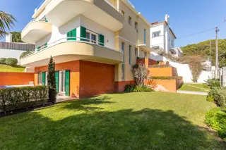 Estoril Av Gen Carmona Vera Cartolano Remax LCC 003