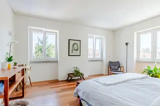1 (2)